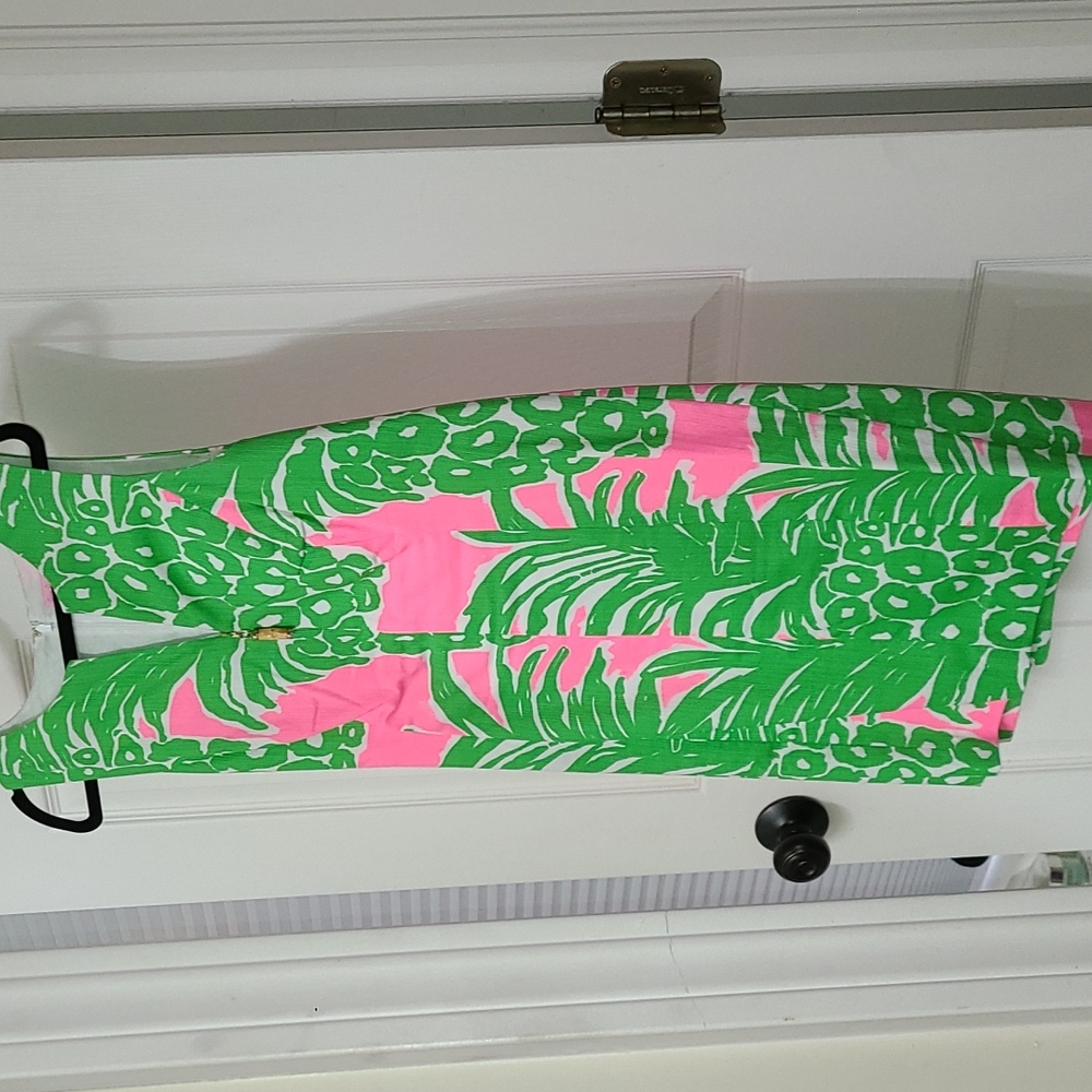Mila shift in pink pout Flamingo worn once size 12
